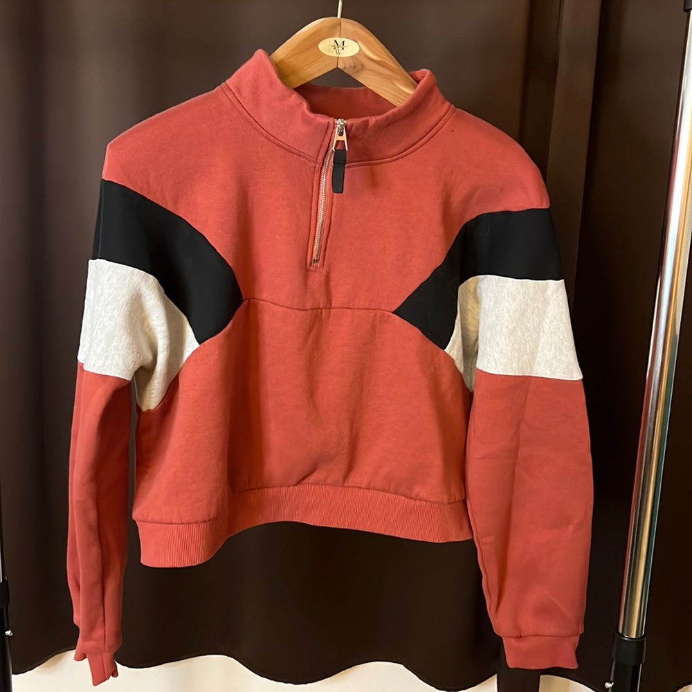 Cropped Quarter zip sweatshirt